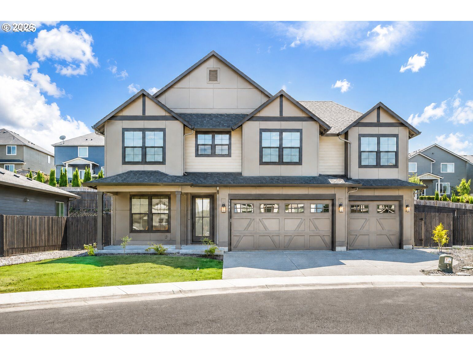 Property Photo:  3525 N 11th Cir  WA 98642 