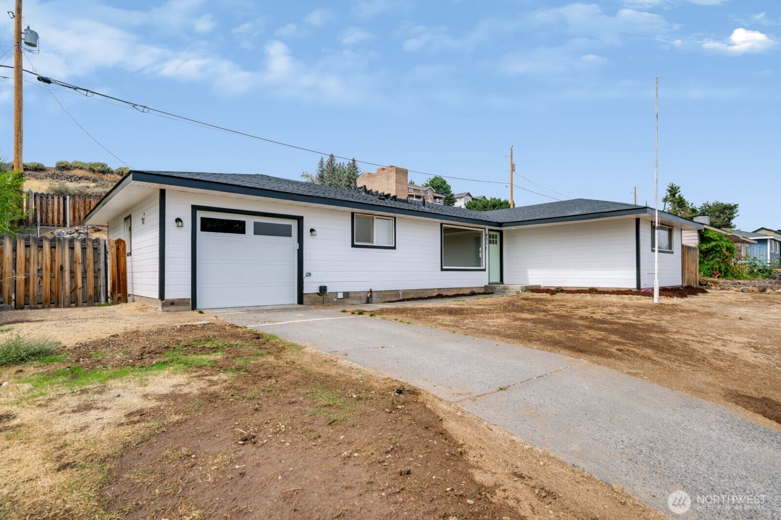 Property Photo: 401 Patrick Road WA 98823