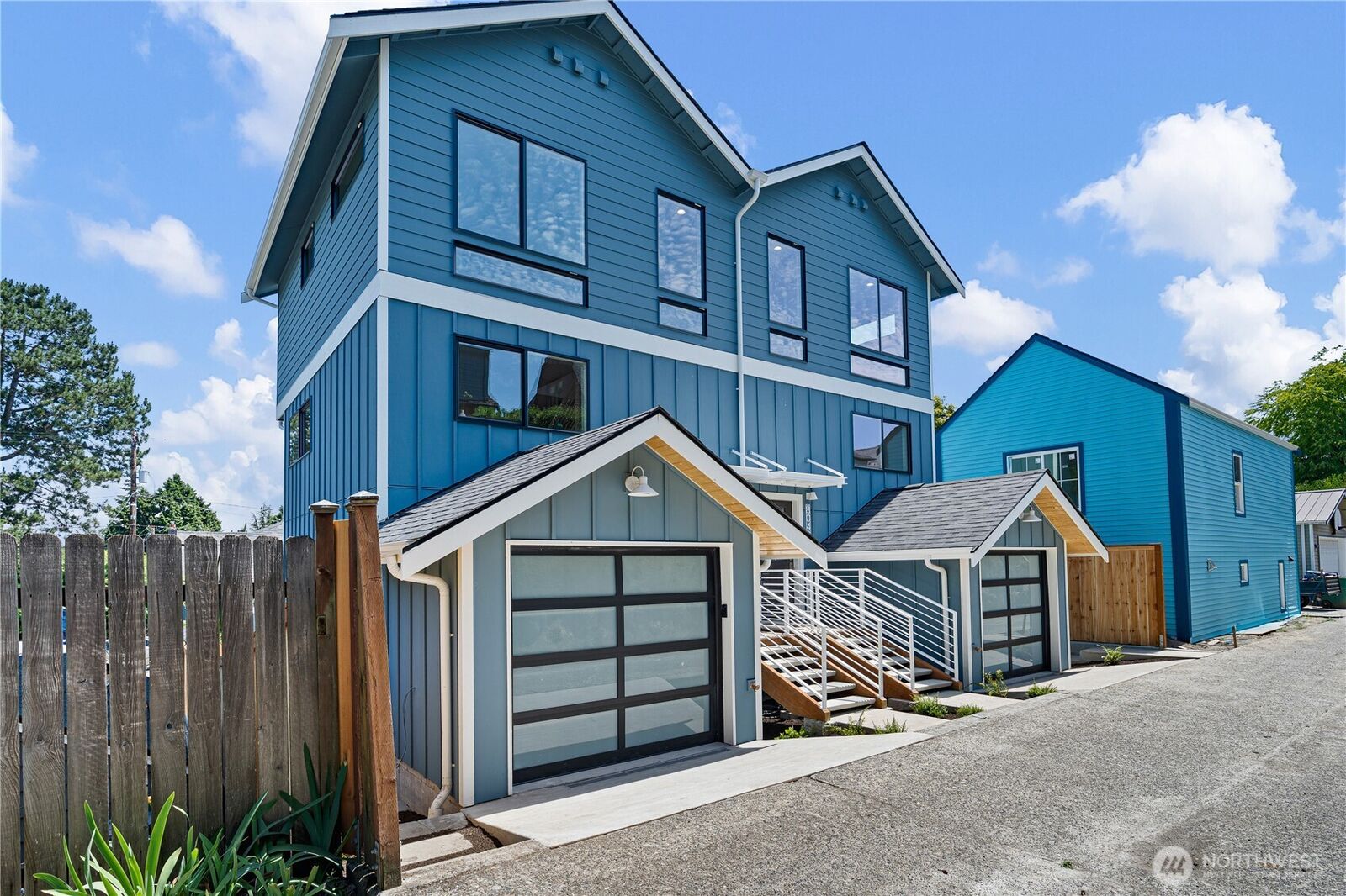 Property Photo: 8043 B 19th Avenue NE WA 98115