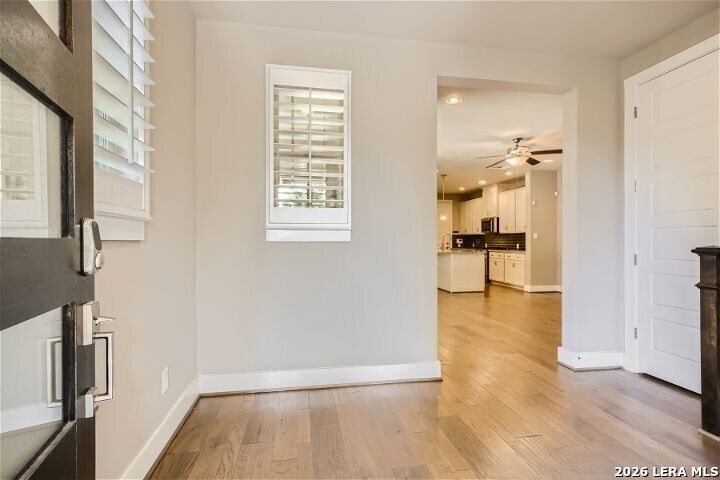 Property Photo: 206 Ridgecrest Dr Unit 10 TX 78209