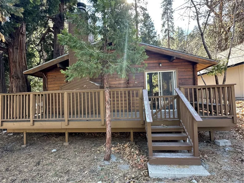 Property Photo: 41267 Valley Of The Falls Drive CA 92339
