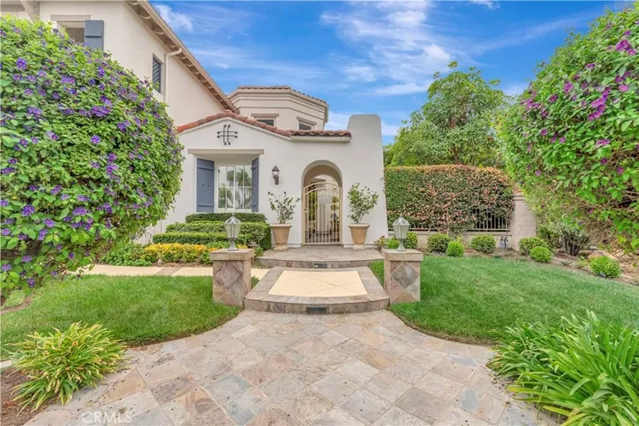 Property Photo:  6416 Setting Sun Drive  CA 92648 