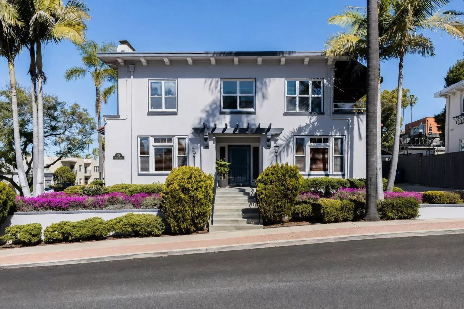Property Photo:  106 Thorn St  CA 92103 