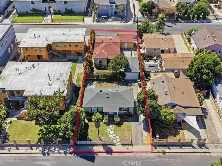 Property Photo: 5701 Fair CA 91601