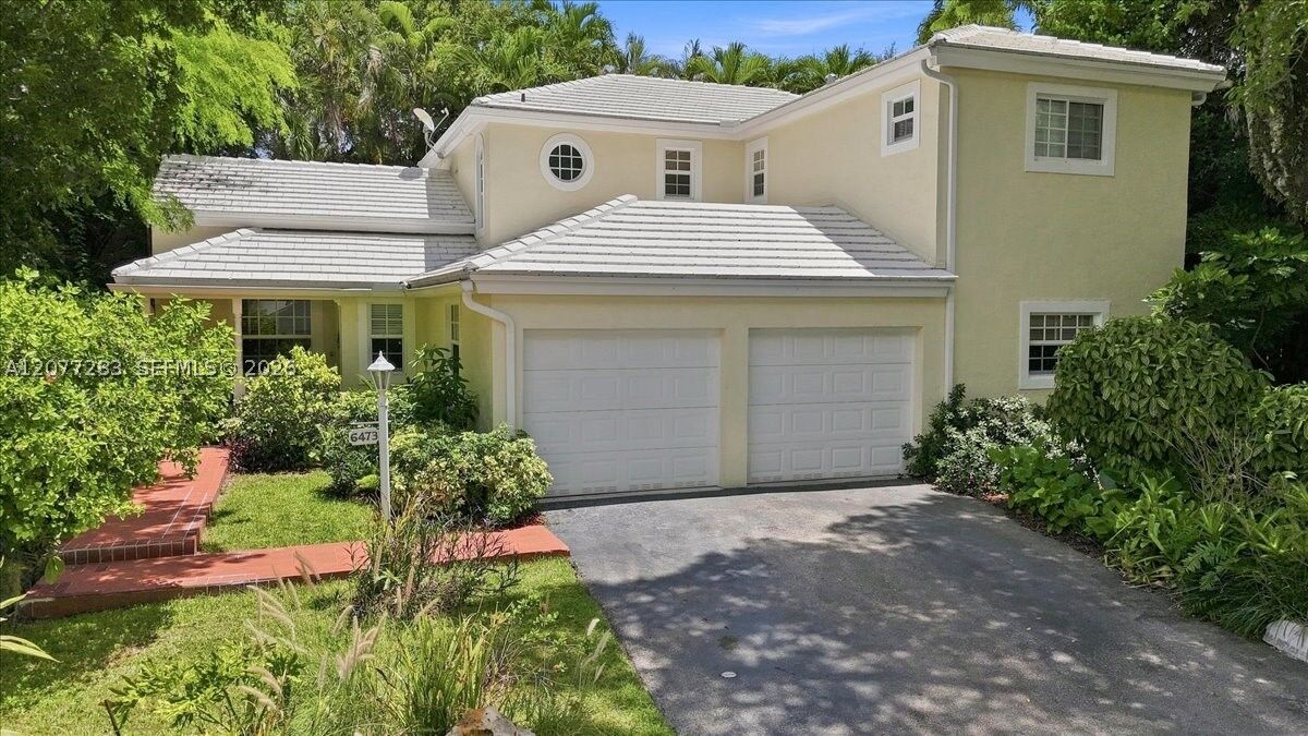 Property Photo:  6473 Sunset Dr  FL 33143 