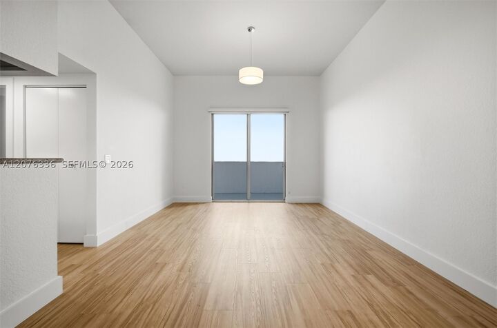 Property Photo:  36 NW 6th Ave Ts-3  FL 33128 