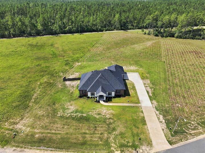 Property Photo:  461 Midkiff Road  LA 70652 