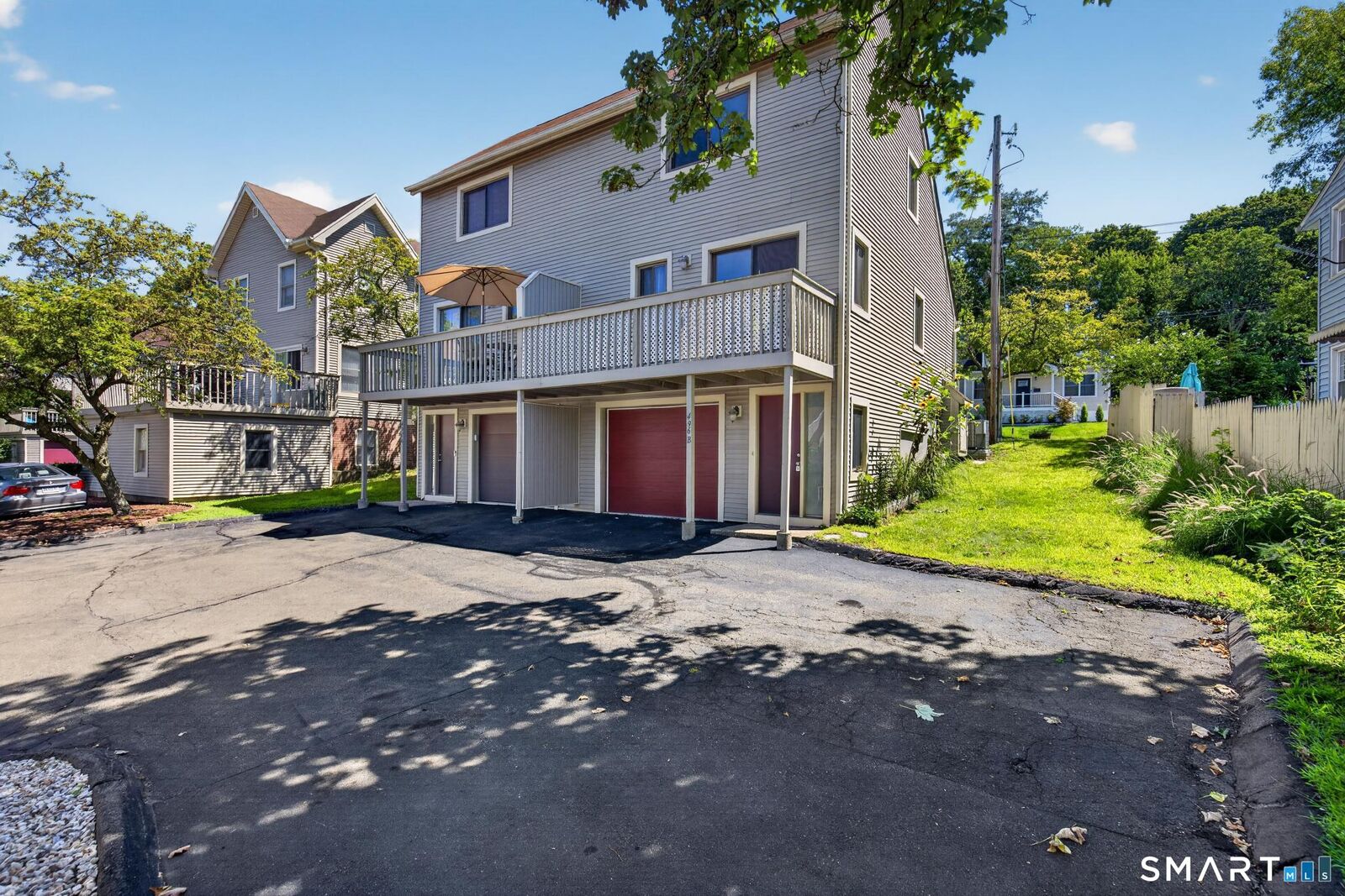 Property Photo: 496 Woodward Avenue 4 CT 06512