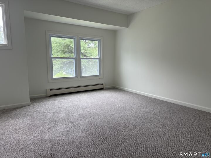 Property Photo:  418 Greens Loop  CT 06410 