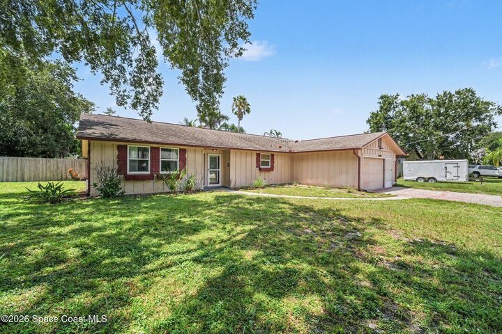 Property Photo:  1200 Palmdale Circle NE  FL 32905 