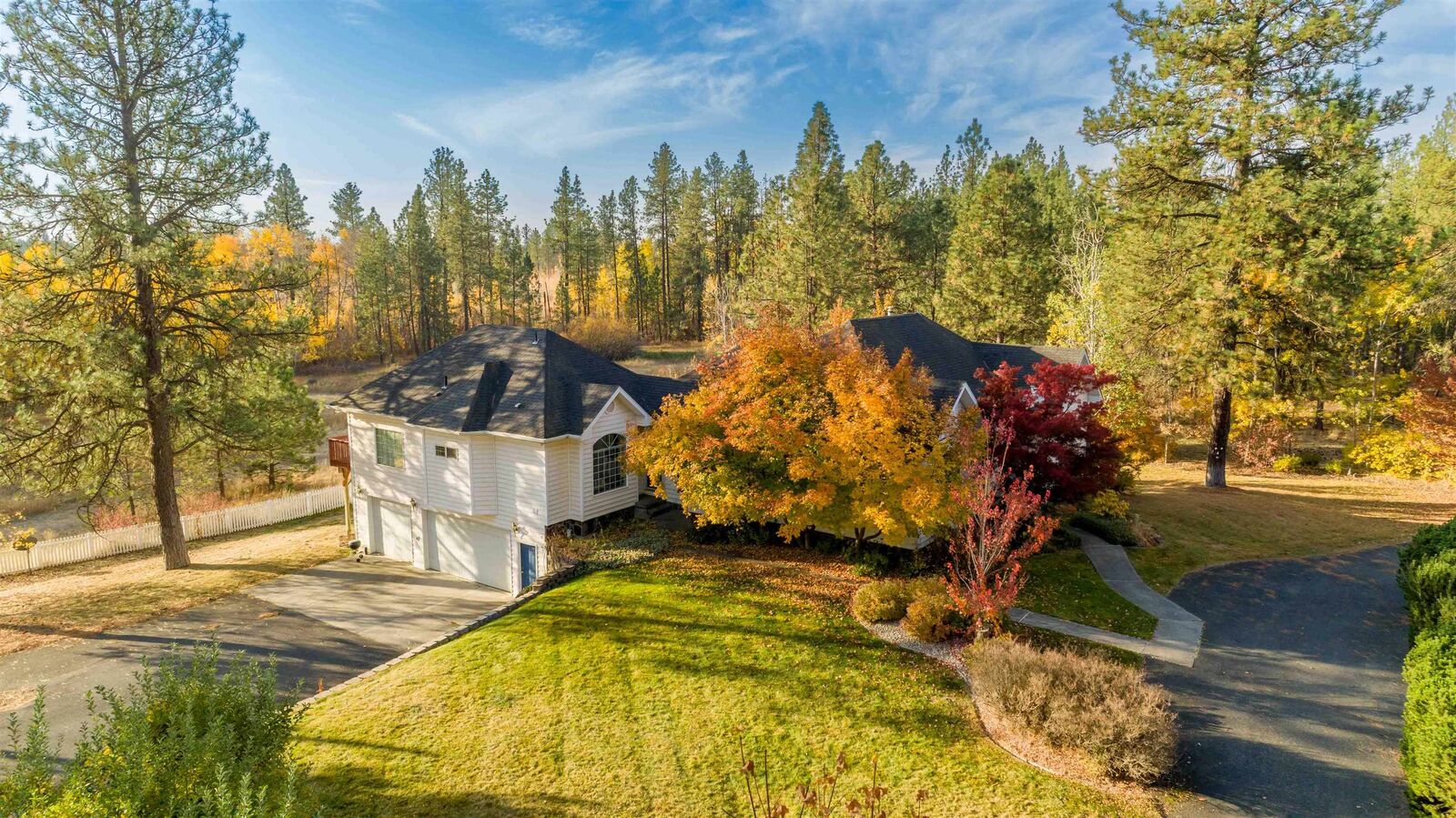 Property Photo: 16303 S Cheney-Spokane Rd WA 99004