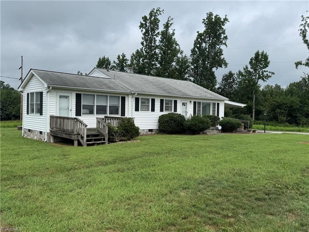 Property Photo: 1100 Ben Smith Road NC 27344