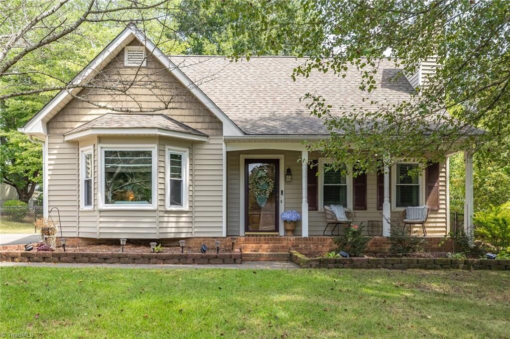 Property Photo: 1705 Calvary View Lane NC 27012