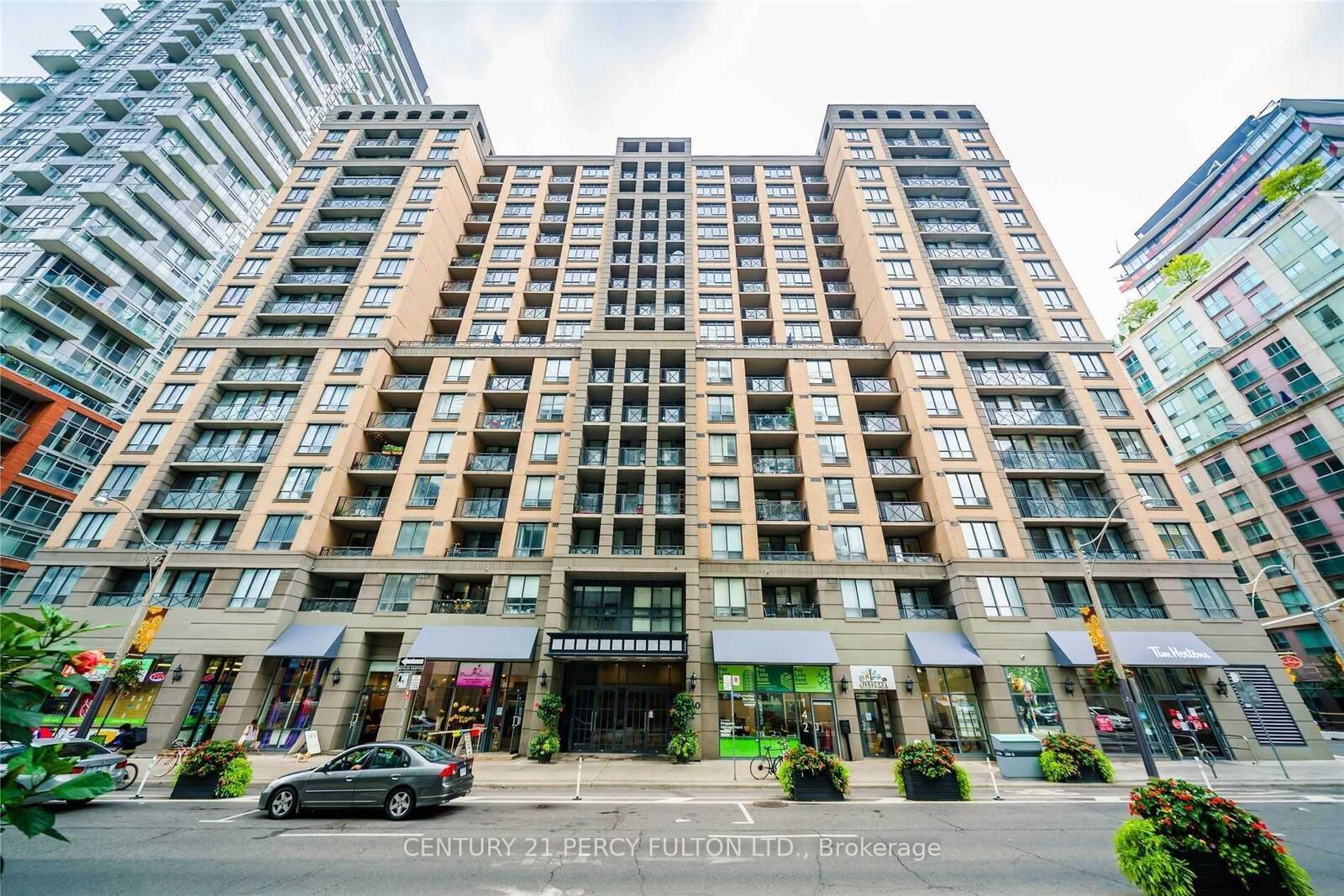 Property Photo: 140 Simcoe Street 809 ON M5H 4E9