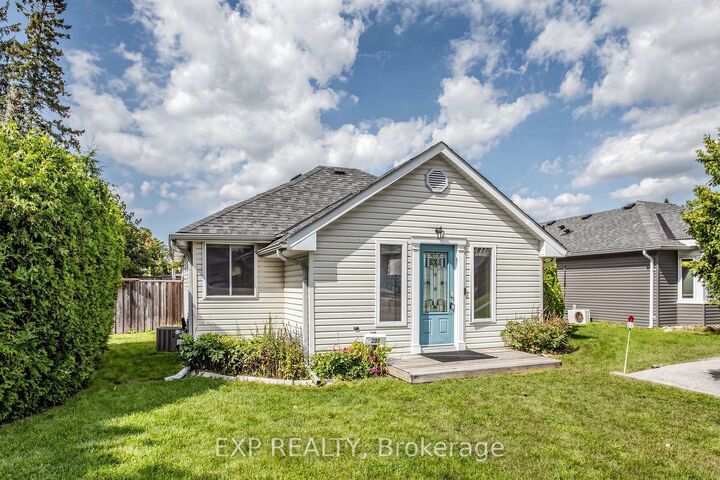 292 Hollywood Drive — photo 1