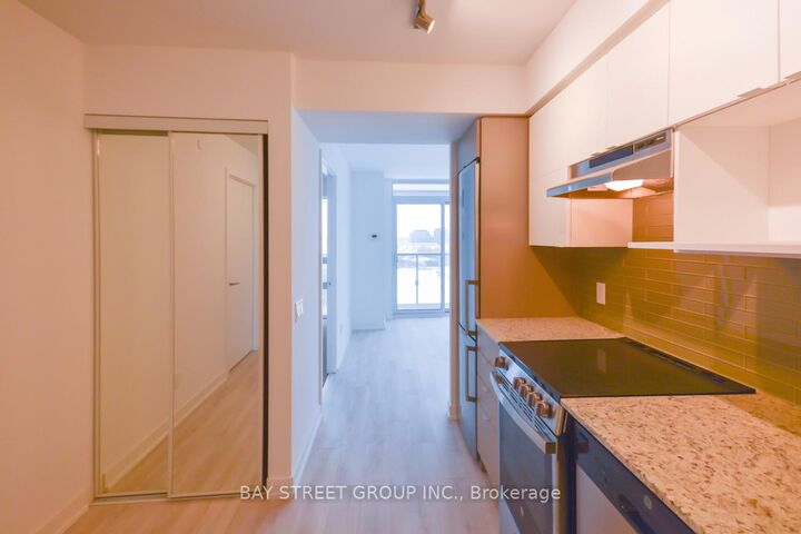 Property Photo:  120 Varna Drive 1010  ON M6A 0B3 