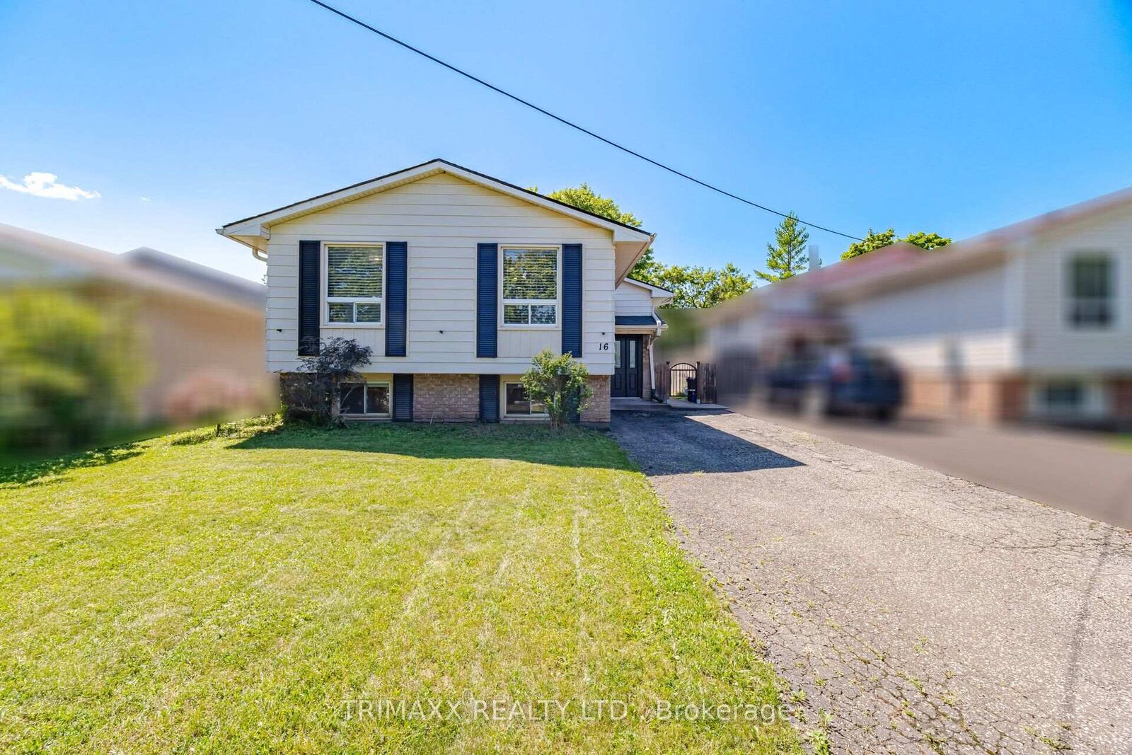 Property Photo:  16 Loraine Drive  ON L2P 3N8 