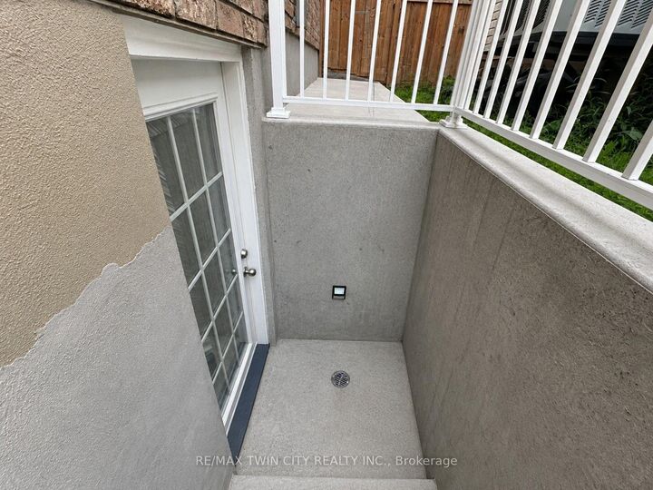 Property Photo:  166 Ladyslipper Drive Basement  ON N2V 0A9 