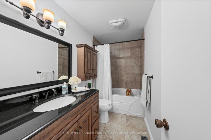 12 Bradgate Drive — photo 1