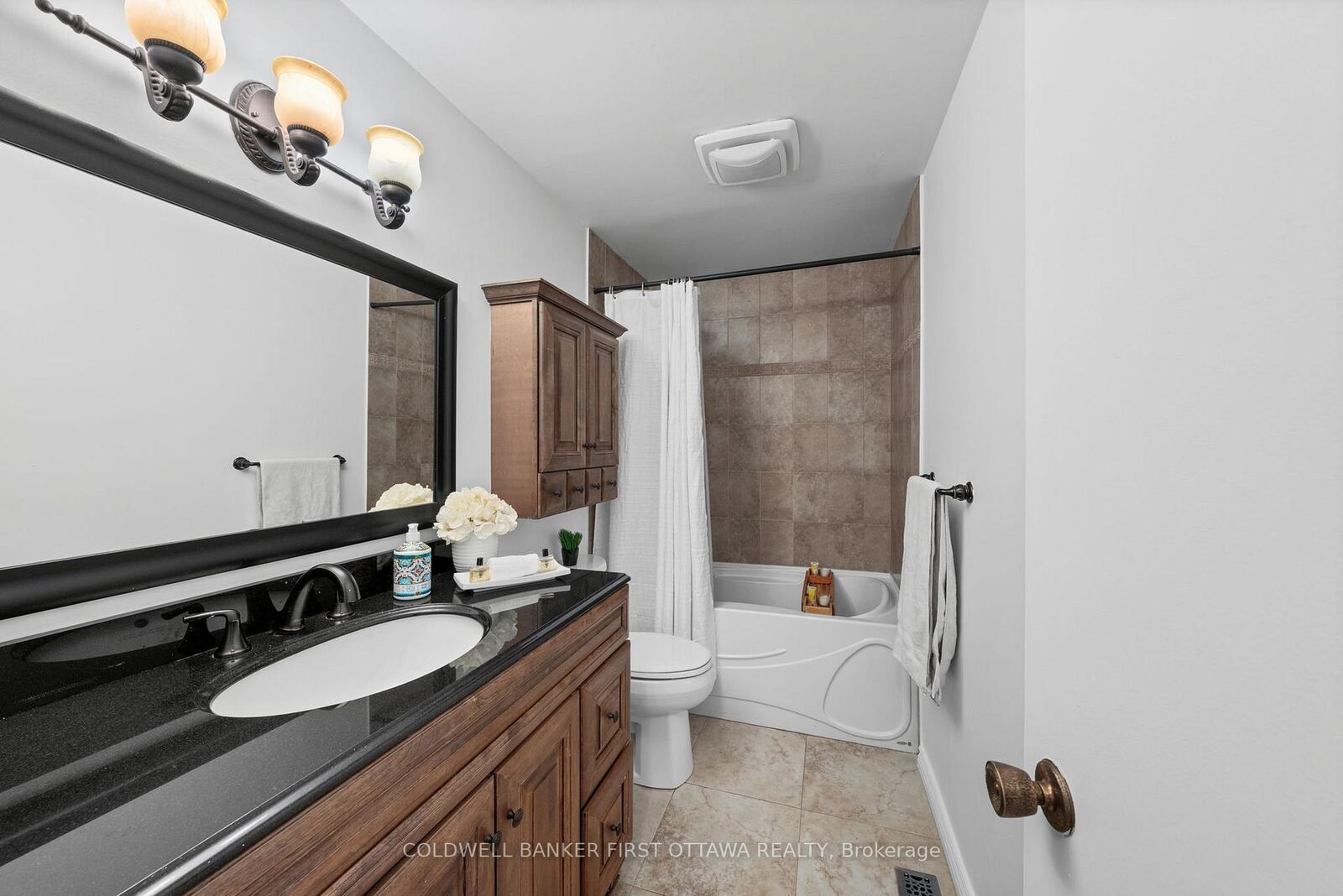 Property Photo:  12 Bradgate Drive  ON K2G 0R6 