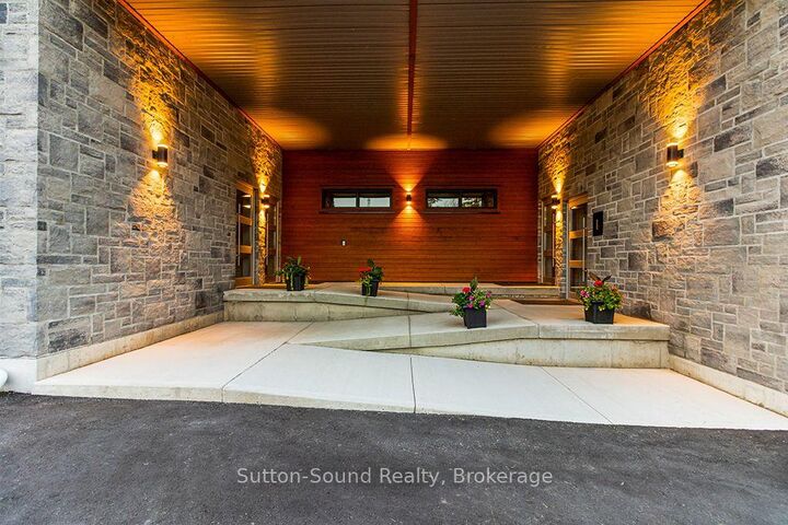 Property Photo: 535 Issac Street 203 ON N0H 2T0