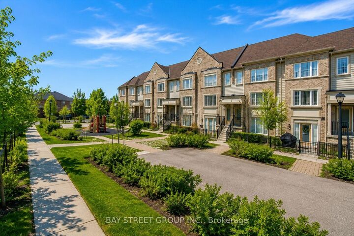 Property Photo:  2891 Rio Court 40  ON L5M 0S4 