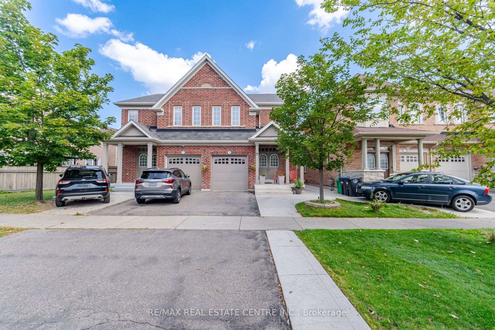 Property Photo: 5 Delambray Street W ON L6R 3R9