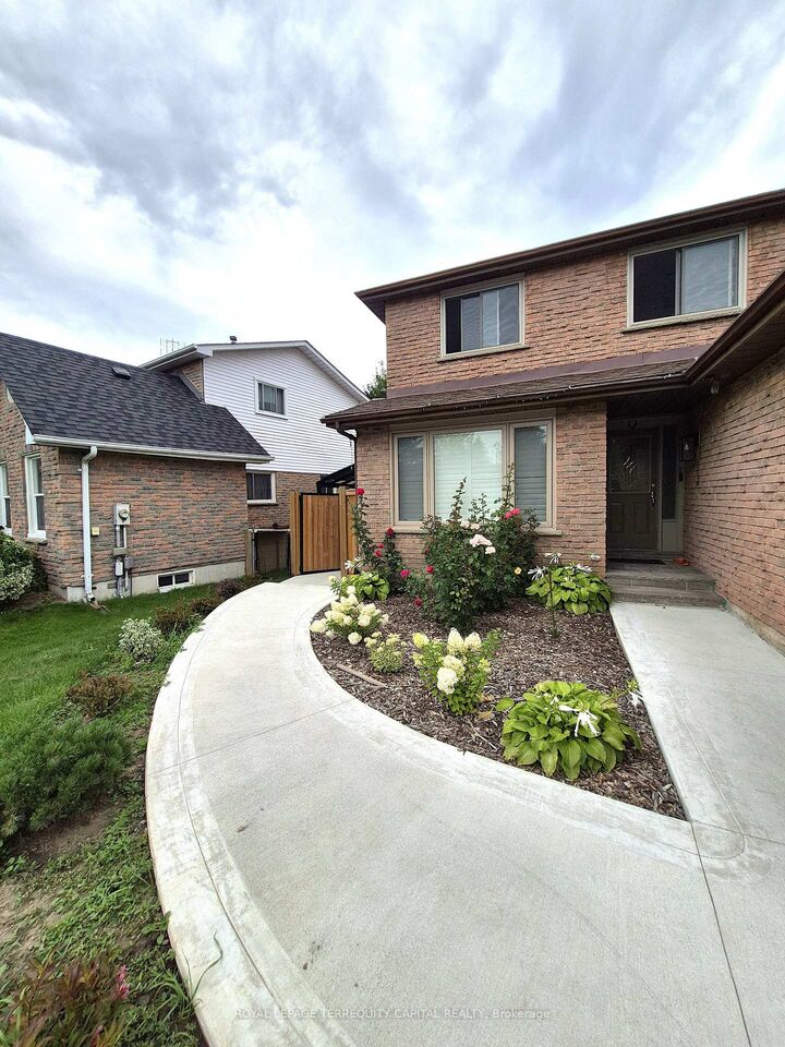 Property Photo:  58 Carlson Drive Lower  ON L3Y 6A9 