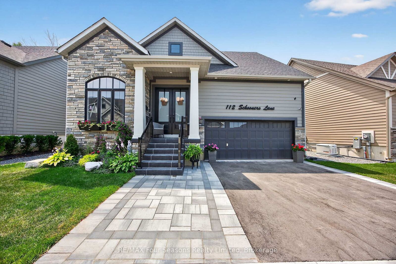 Property Photo: 112 Schooners Lane ON N0H 2P0