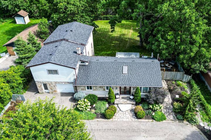 Property Photo: 7820 5 Side Road ON L9T 7K7