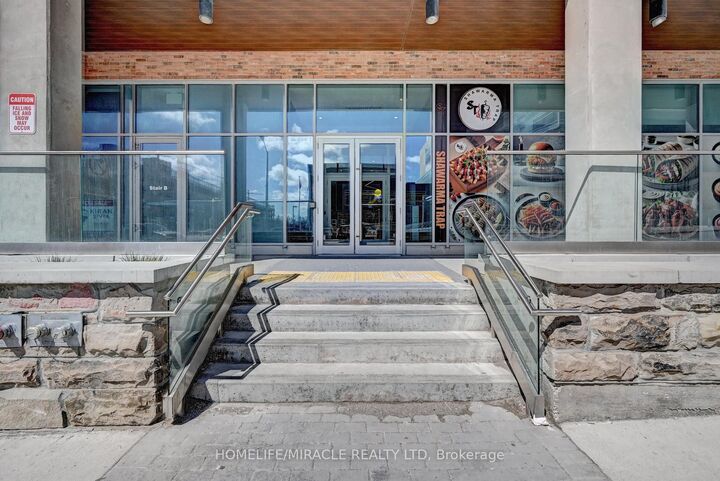Property Photo:  60 Frederick Street 1213  ON N2C 0H7 