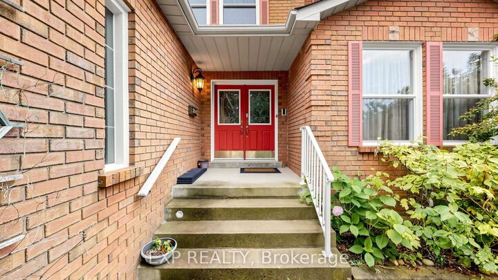 Property Photo: 28 Hurlbut Place ON N1T 1L6