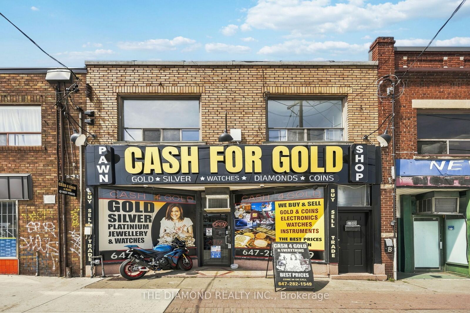 Property Photo:  1958A Eglinton Avenue W  ON M6E 2J8 