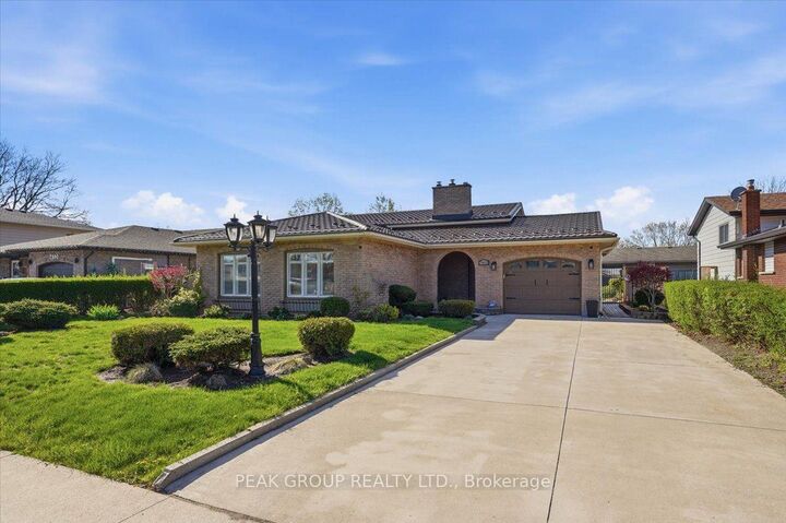 7402 Westfield Drive — photo 1