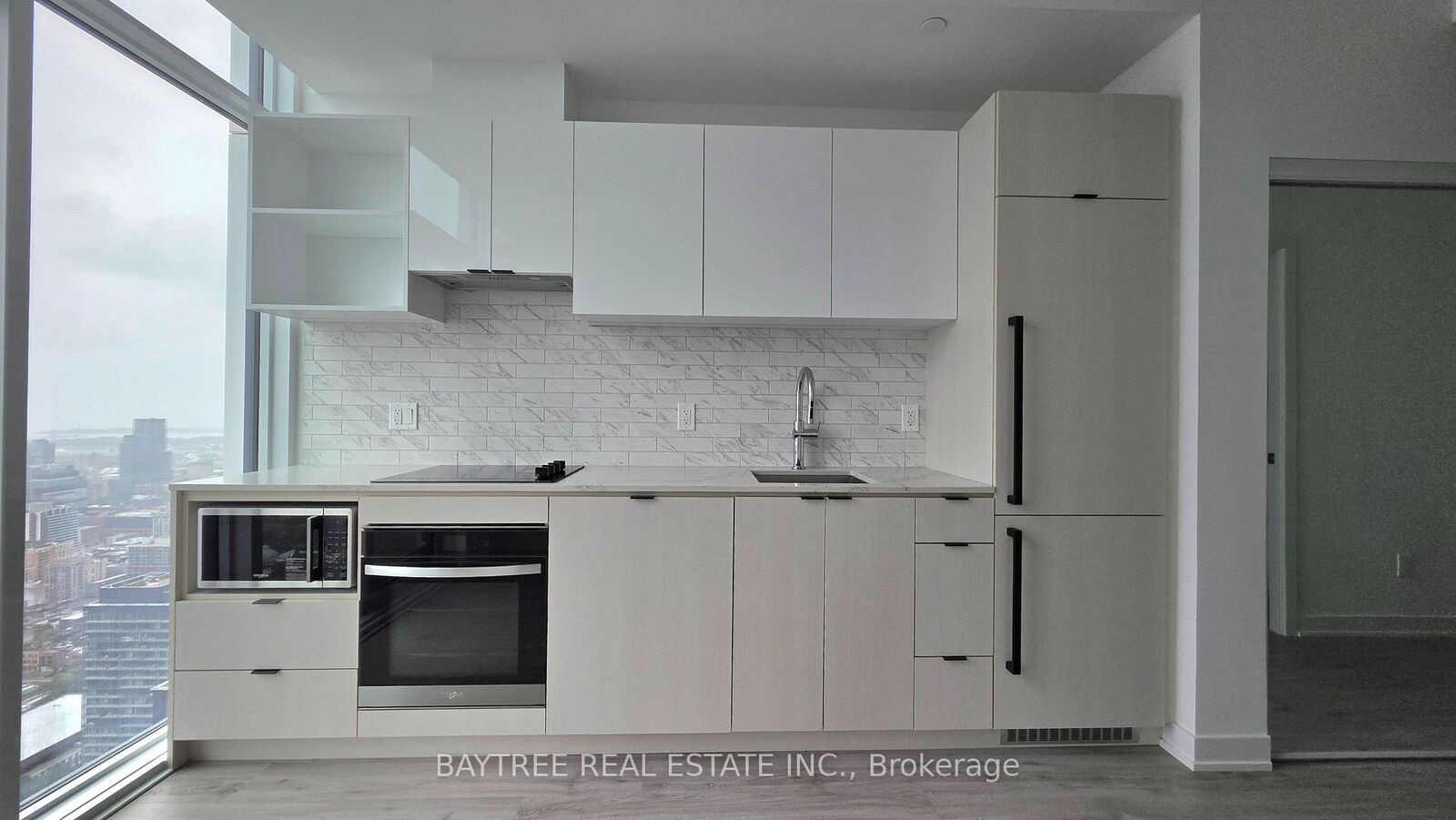 Property Photo:  252 Church Street Ph07  ON M5B 1Z2 