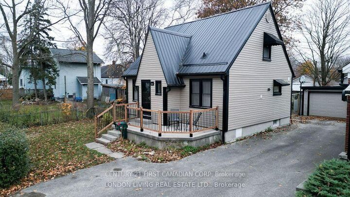 Property Photo:  757 Fleet Street  ON N5Y 1R7 