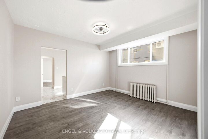 Property Photo:  287 St Laurent Boulevard 1  ON K1K 2Z3 