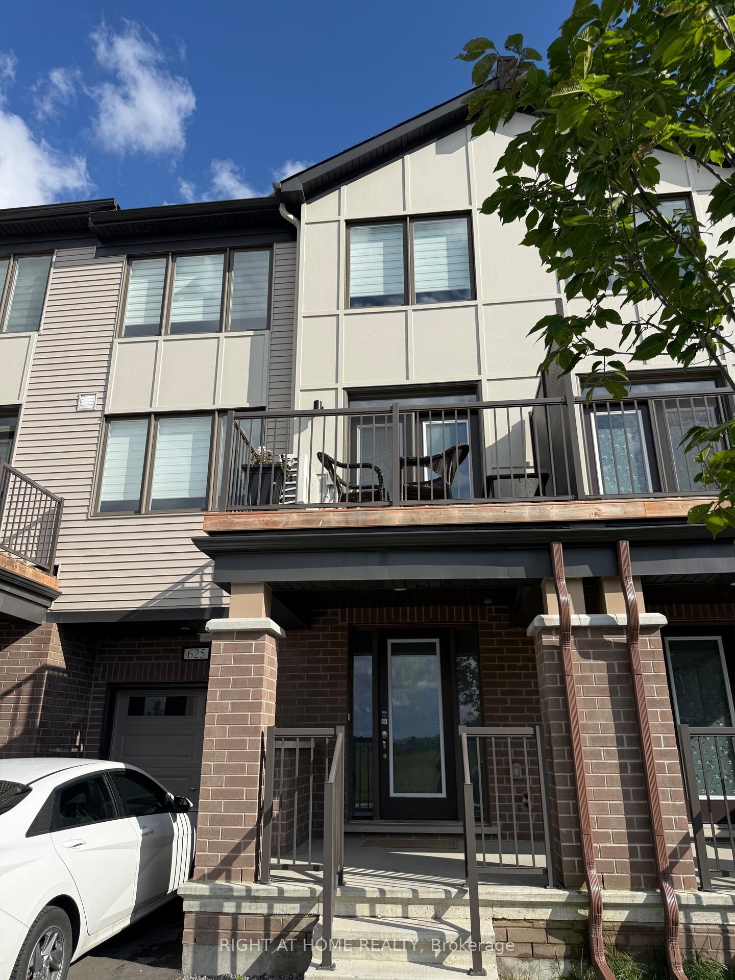 Property Photo:  625 Quilter Row  ON K0A 2Z0 
