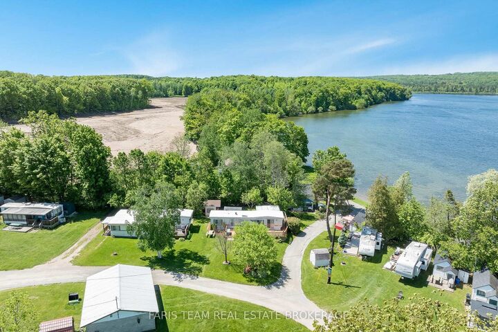 Property Photo: 79 Stans Circle ON L4R 0B9