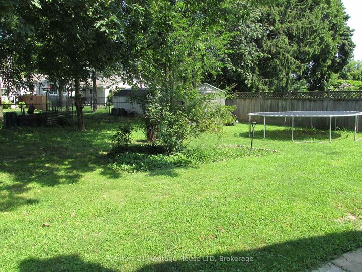 Property Photo:  3 Melba Road  ON L2M 4P5 
