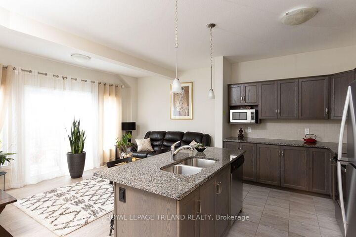 Property Photo: 2040 Shore Road 106 ON N6K 0G3