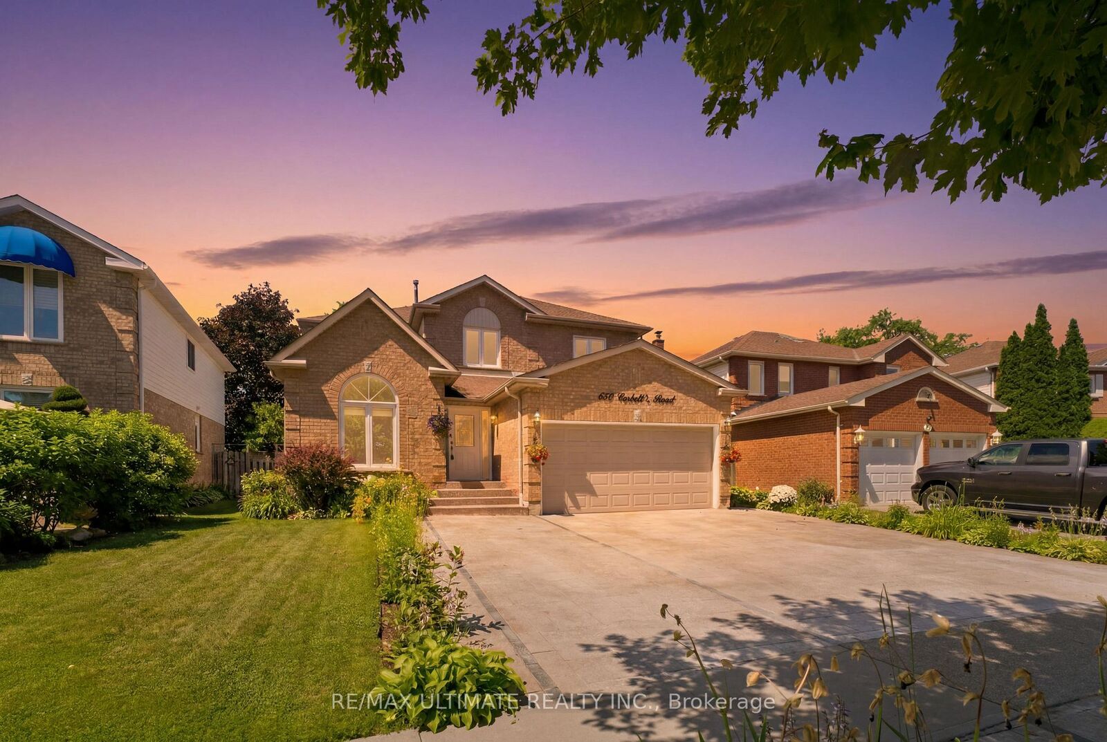 Property Photo: 872 Corbetts Road ON L1K 2E1