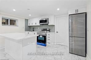 Property Photo:  462 C Carlton Street  ON L2M 4X1 