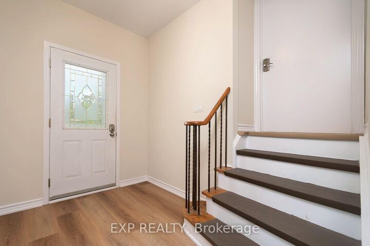 Property Photo:  260 Cook Street  ON L4M 4H6 