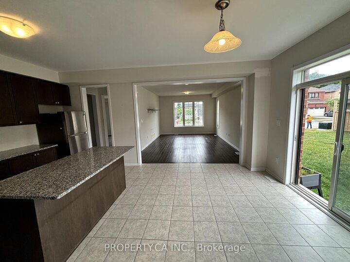 Photo de la propriété:  64 Cactus Crescent W  ON L8J 0M4 
