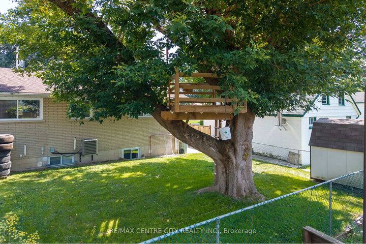 Property Photo: 242 Rapley Street ON N7G 3E6