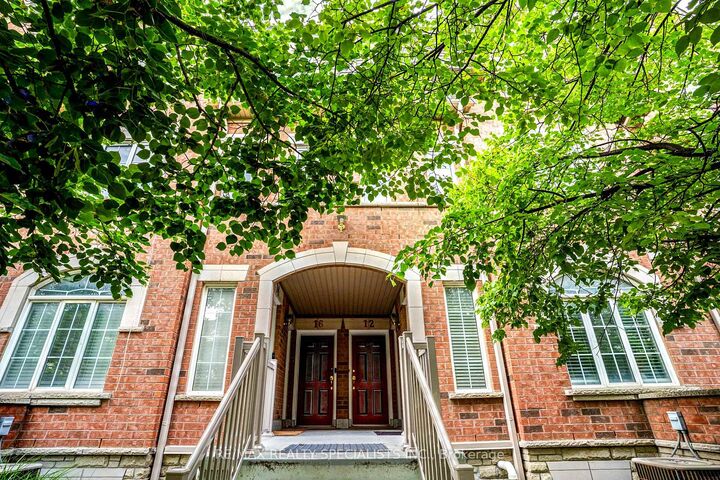 Property Photo: 615 Shoreline Drive 11 ON L5B 4K4