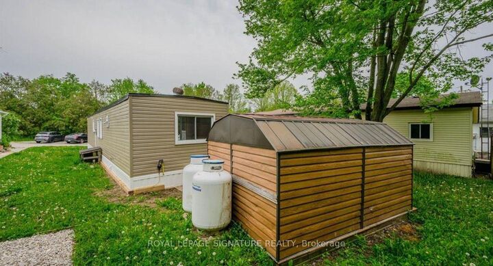 Property Photo: 1294 8th Concession Road W 40 ON N0B 2J0