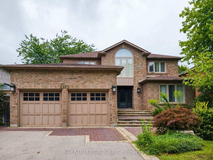Property Photo:  2191 Dunvegan Avenue  ON L6J 6P2 