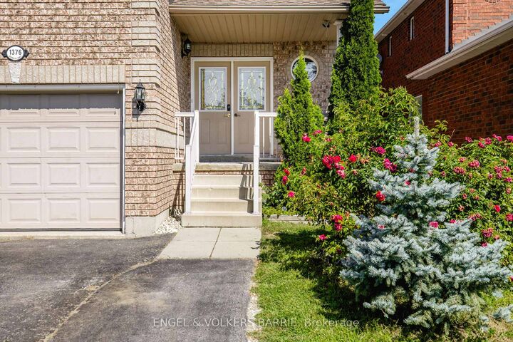 Property Photo: 1376 Rankin Way ON L9S 0C4